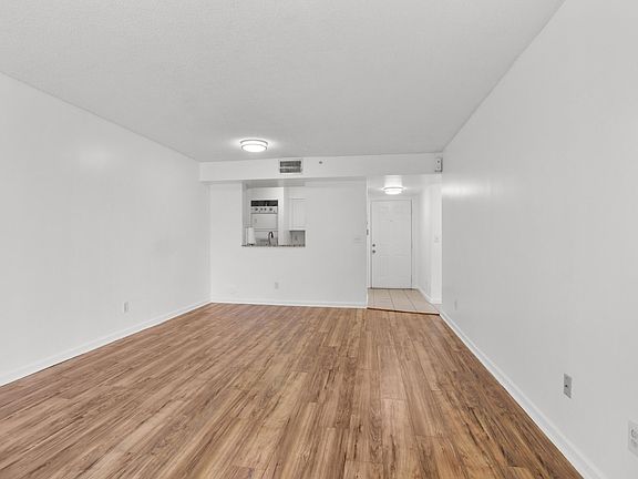 4th image of 1341 SE 3rd Ave APT 112