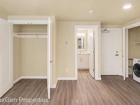5th image of 1307 N Northgate Way #9814881