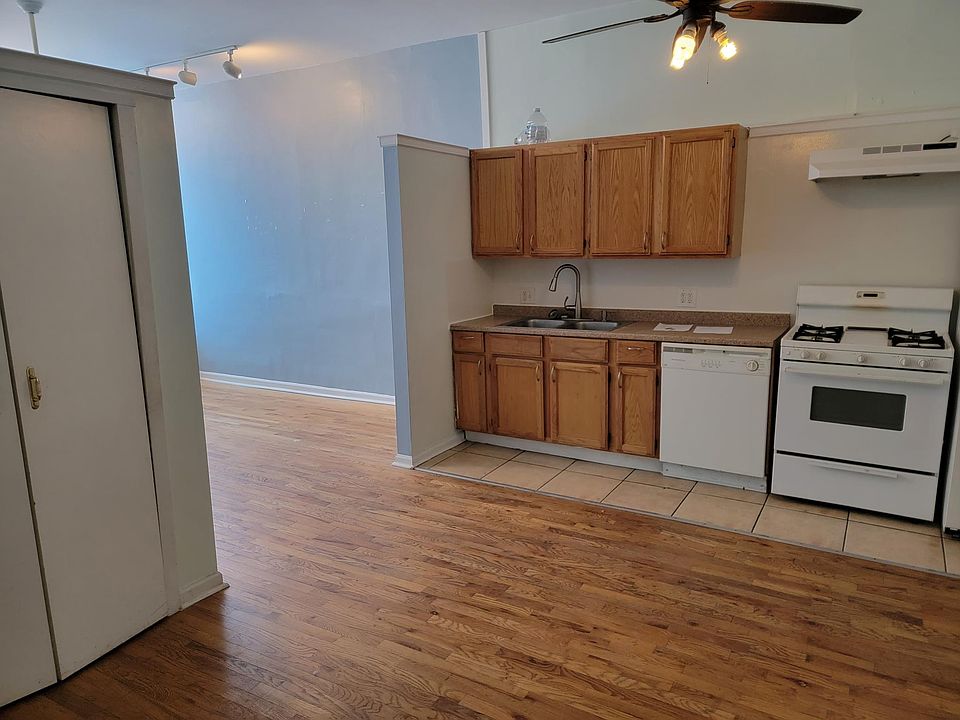 1st image of 3742 S Paulina St #1F