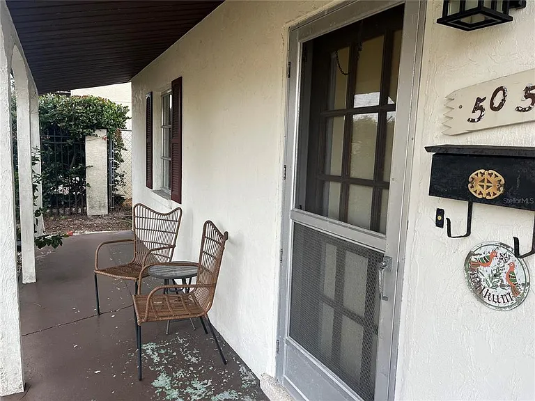 505 Granada Ave — Photo 2