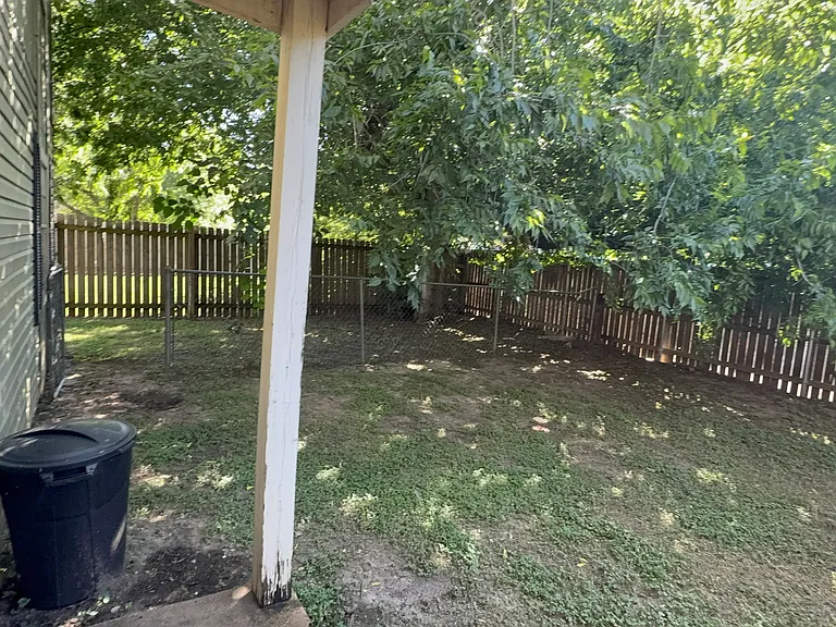 315 Manuel Dr #A — Photo 25
