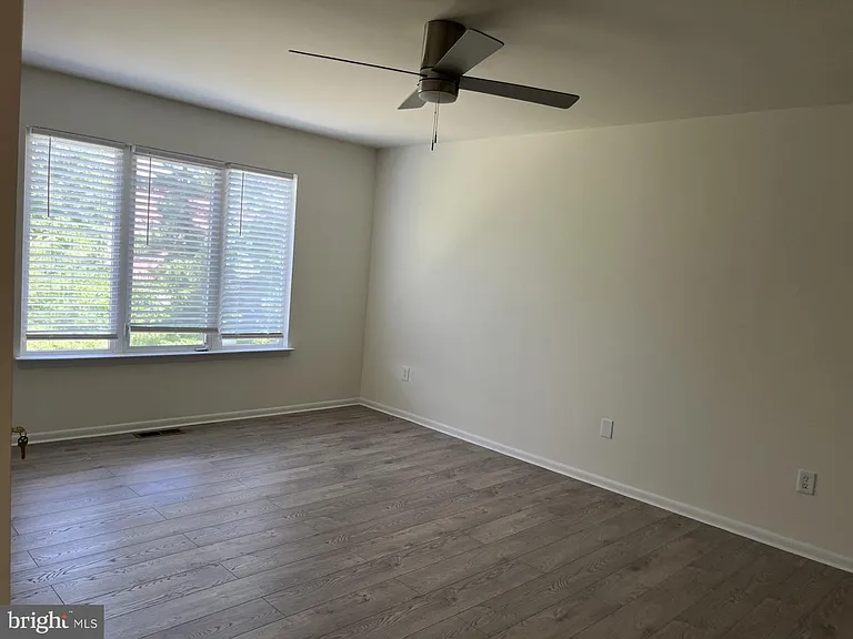 2806 Maryannes Ct — Photo 6