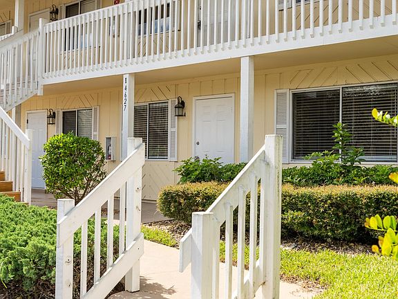 2nd image of 4627 Bayshore Dr APT I4
