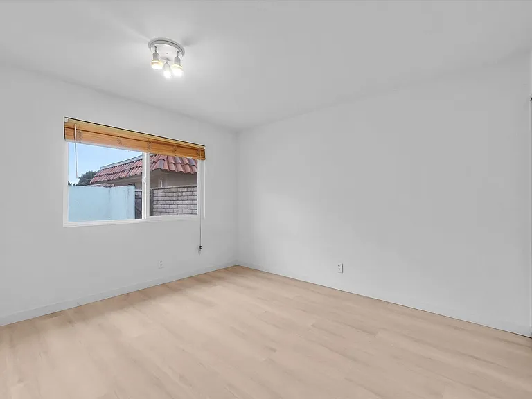 1 Lancewood Way — Photo 60