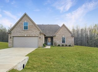 7615 Ridgefield Dr, Horn Lake, MS 38637
