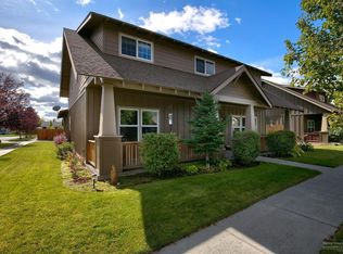 20679 Redwing Ln, Bend, OR 97702