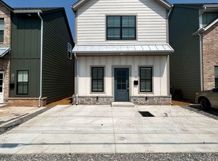 604 W 2nd St #110, Edmond, OK 73003