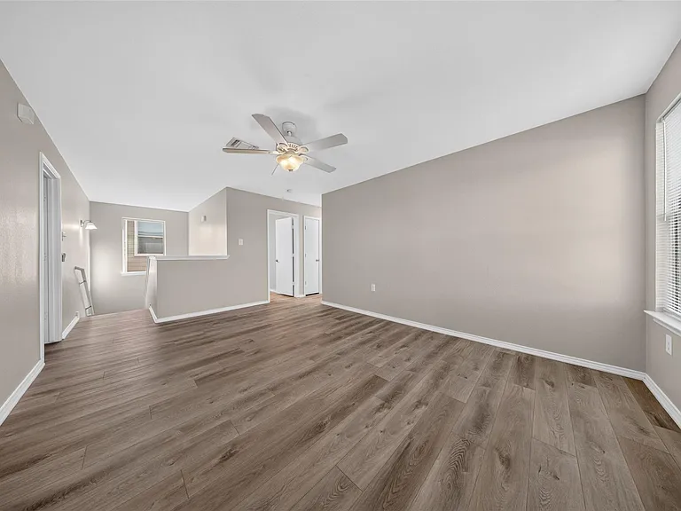 9001 Bird Brook Ln — Photo 17