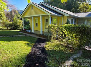 408 McCoy Cove Rd, Black Mountain, NC 28711