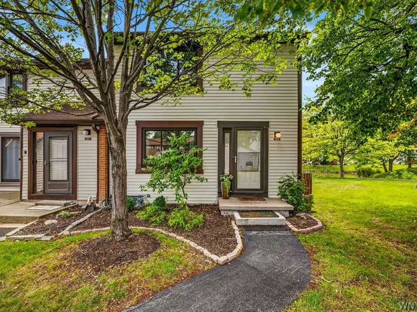 1208 Charlesgate Cir, East Amherst, NY 14051