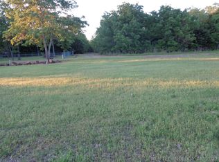 404 Lakeview Dr, Stigler, OK 74462