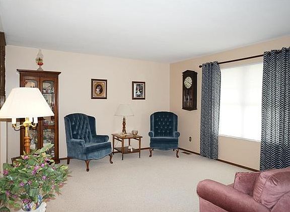 3rd image of 3509 El Ferrol Ct