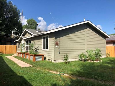 203 S Idaho St, Cascade, ID, 83611