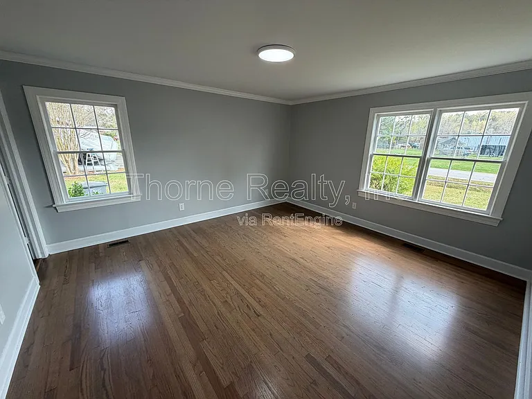 1600 King Cir — Photo 29