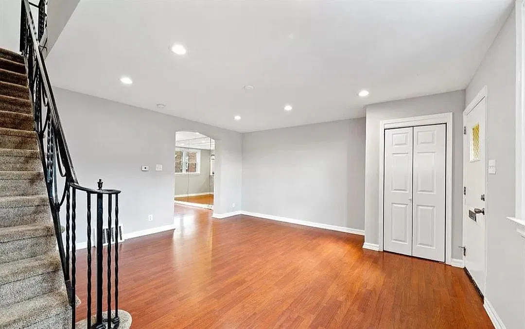 3 bed, 1352 sqft, $1,850 — Photo 3
