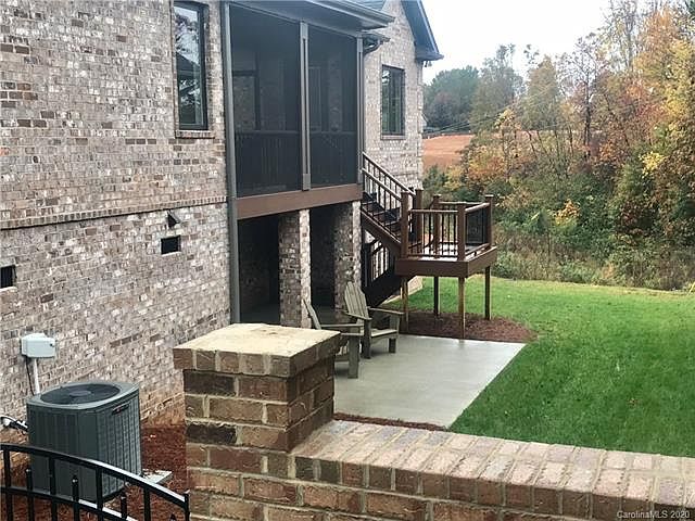 2nd image of 67 Gold Springs Way #67