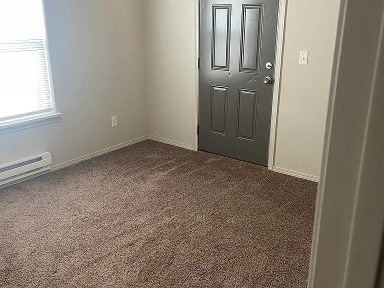 635 Sparks St N #633 — Photo 6