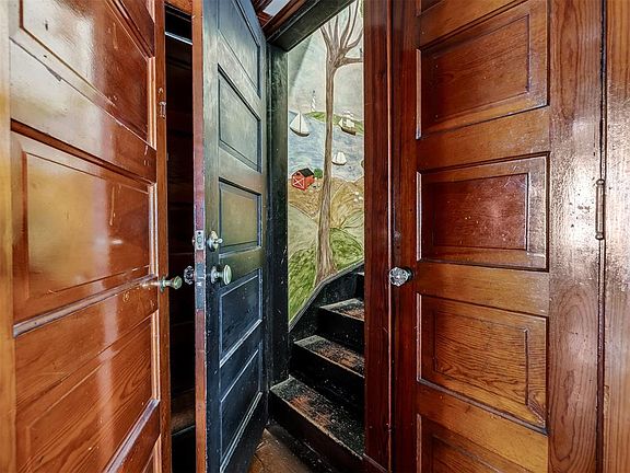 33rd image of this home