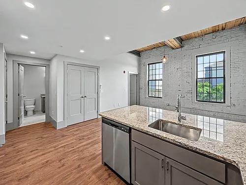 Floor plan 210