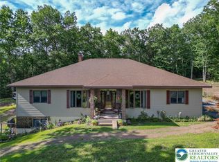 2950 Long Run Rd, Franklin Township, PA 18235