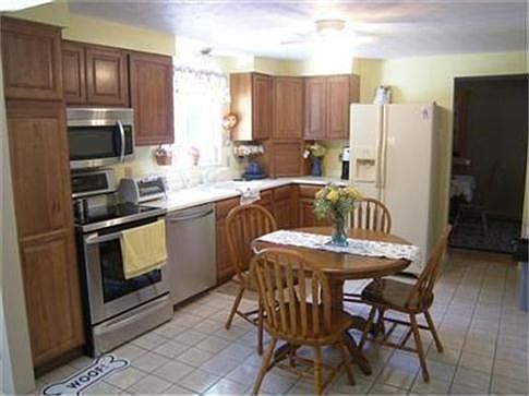 5th image of 3995 Willow Run Dr