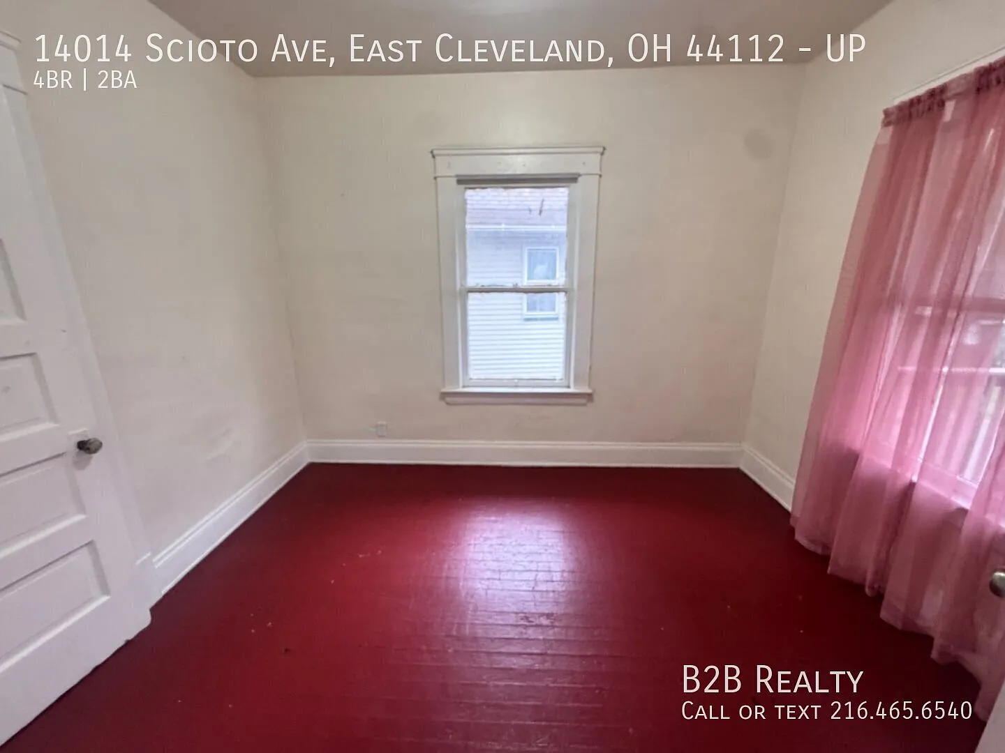 Spacious Four-Bedroom Unit in a Charming Multifamily Property Available Now! — Photo 4