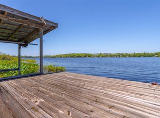 110 Pats Point Ct, Hawthorne, FL 32640