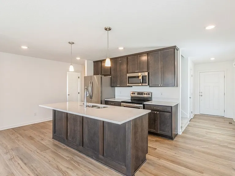 1241 NW Yorktown Dr — Photo 3
