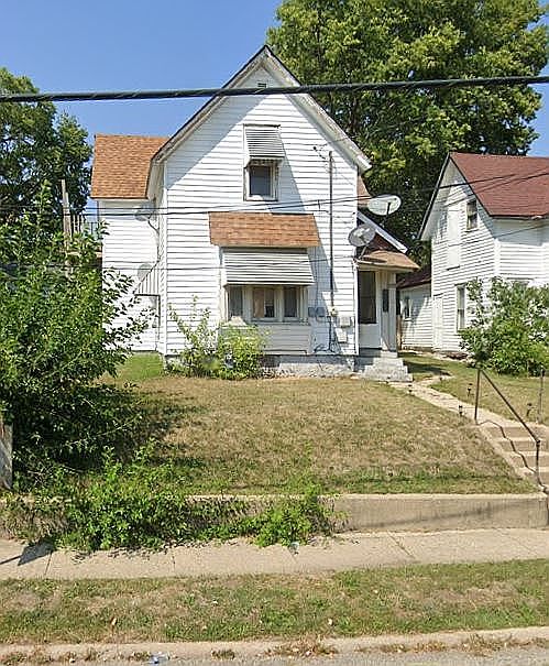 1st image of 723 Montague St