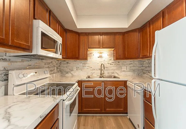 6235 Holdrege St #A3-apt A3 — Photo 1
