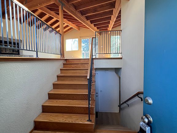 3rd image of 507 Court Way