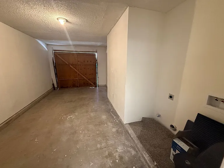 20318 Thunderbird Rd — Photo 43
