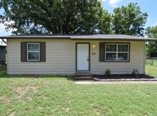 308 N 6th St, Nolanville, TX 76559