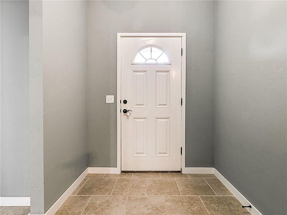 3rd image of 4721 Granite Dr