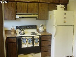 2nd image of 353 NE 105th St