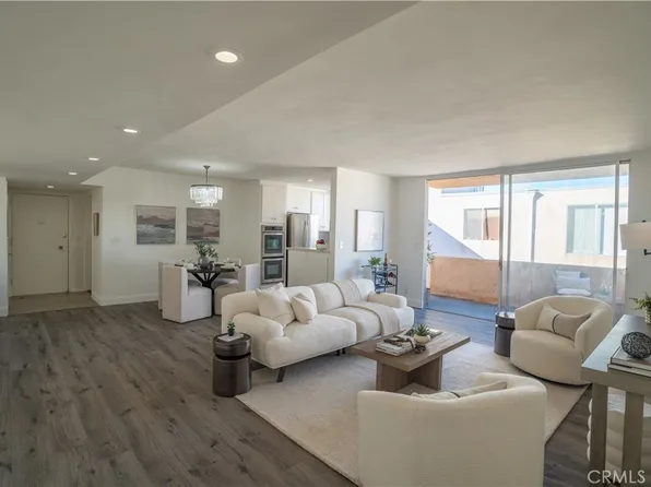 5429 Newcastle Ave APT 301, Encino, CA 91316