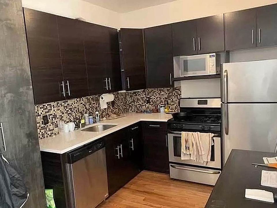 2nd image of 385 S 5th St #2A