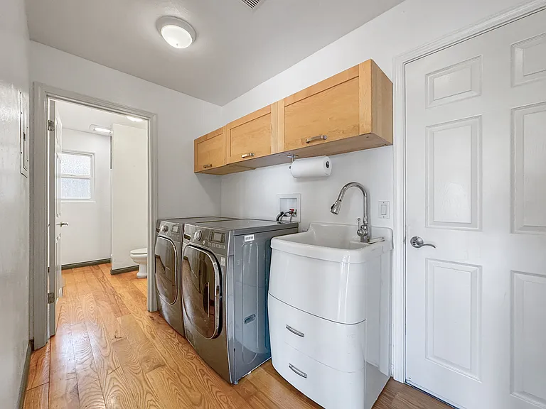 945 S Ridgemark Dr — Photo 21