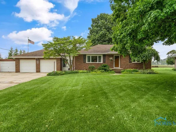 19016 W Orchard Dr, Elmore, OH 43416