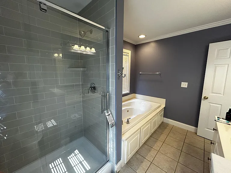 200 Village Way — Photo 18