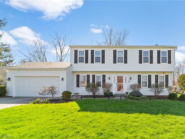 6920 Longview Dr, Solon, OH 44139