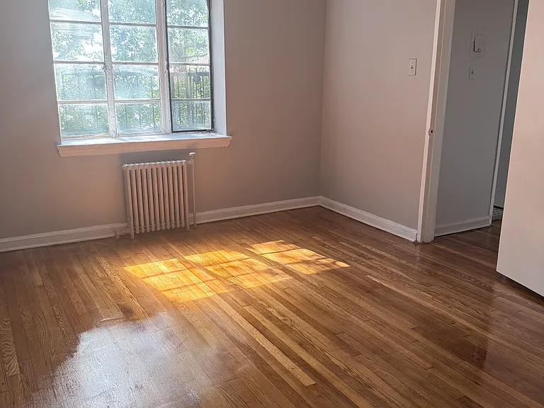 716 Sanford Ave #A — Photo 12