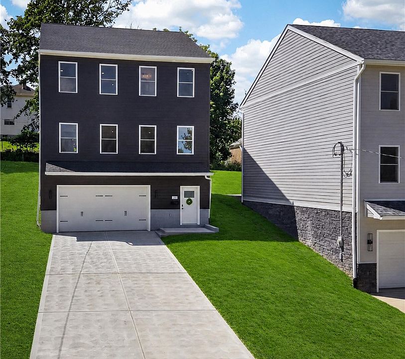 1st image of 221 Willbert St