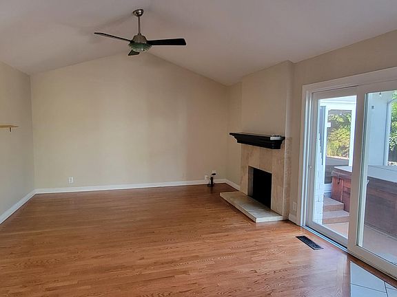 3rd image of 159 Sun Blossom Dr