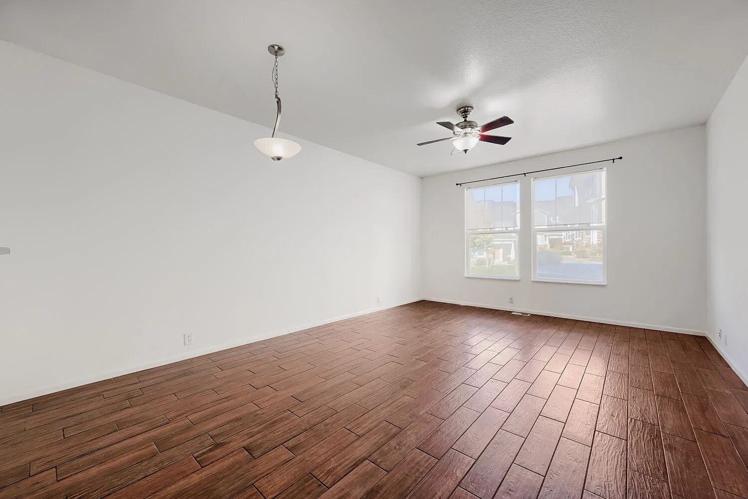 1633 Reilly Grove - 1 — Photo 3