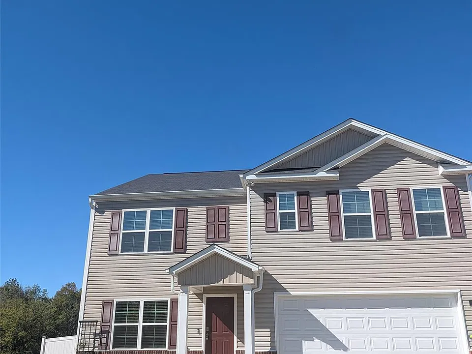164 Ashfield Ln