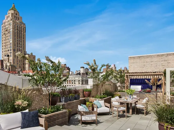 823 Park Ave, New York, NY 10021