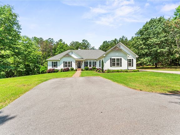 2nd image of 225 Meadow Brook Ln