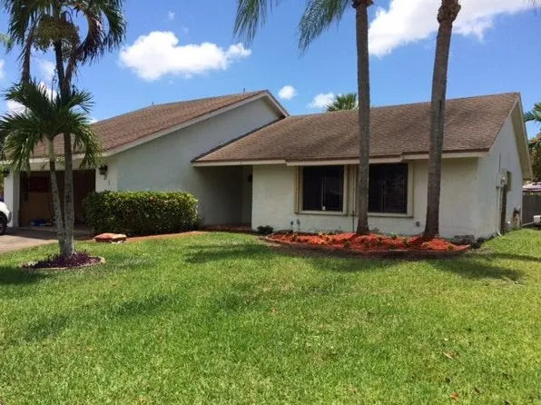 731 SW 95th Way, Pembroke Pines, FL 33025