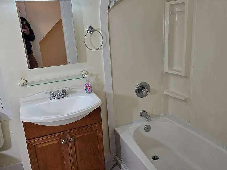 21 Whitehall Rd #B — Photo 5